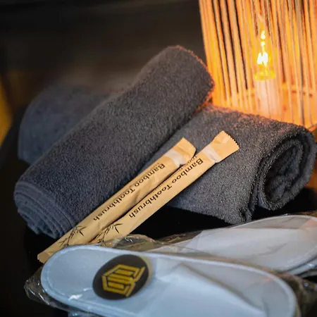 #222 Modernes Im Herzen Von 노이스